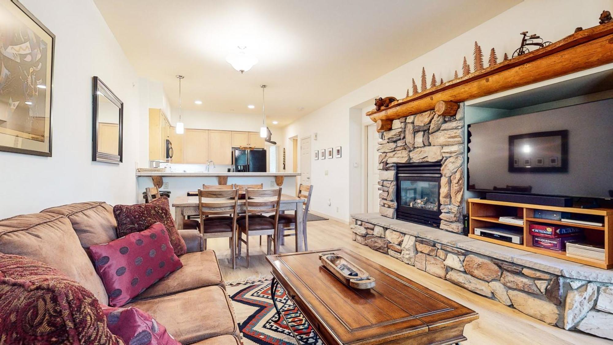 Mammoth Green 118 Located On Sierra Star Golf Course, Private Patio, Summer Pool Condo Mammoth Lakes Eksteriør bilde